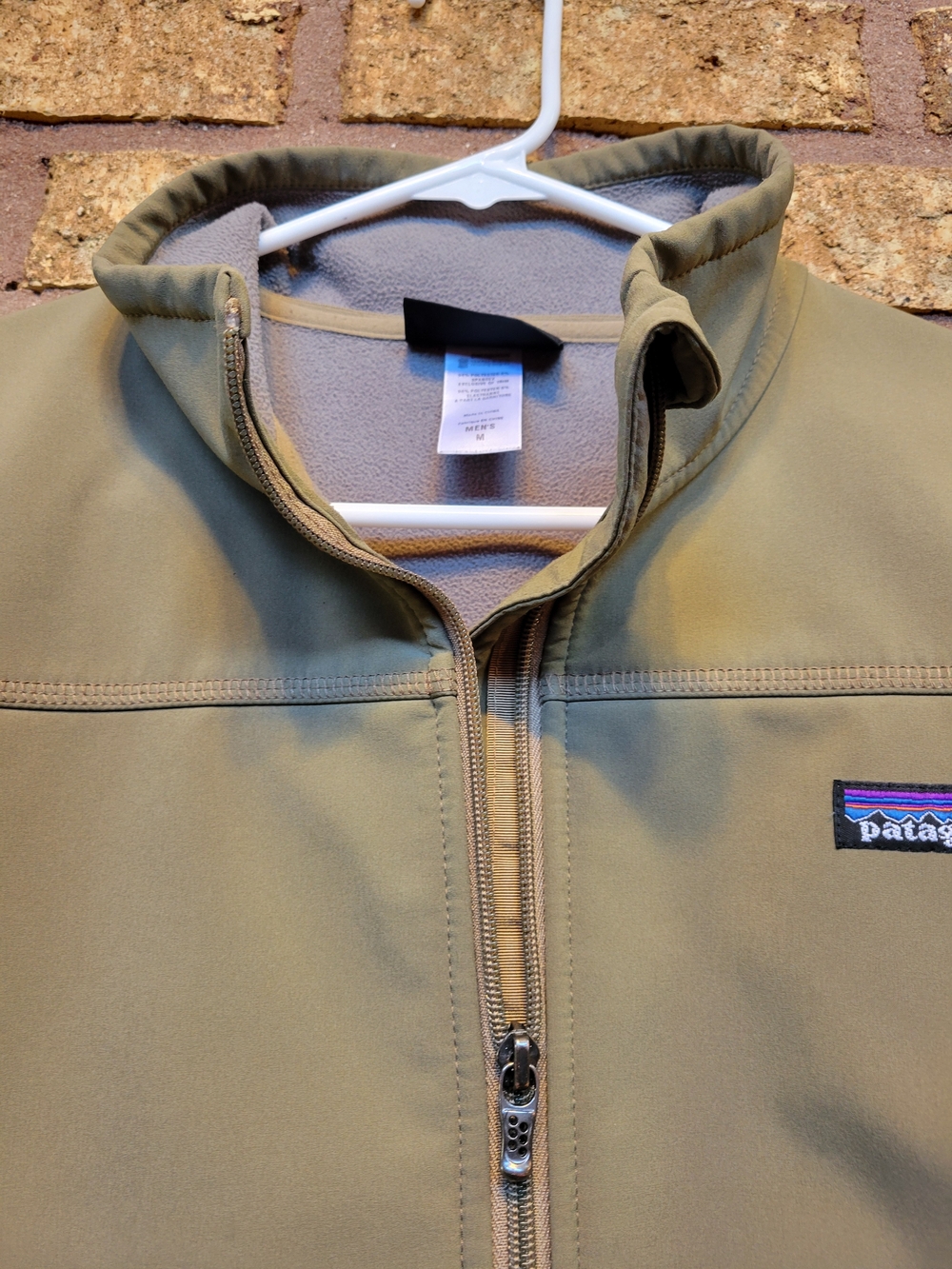 Patagonia Softshell Jacket Mens Medium Olive Green Full Zip Lightweight Outdoor - Picture 6 of 12